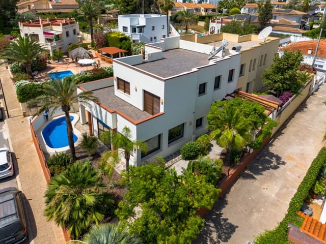 4 slaapkamer Villa te koop in Albir, Alfaz del Pi / L'Alfàs del Pi met zwembad garage - € 995.000 (Ref: 9076682)