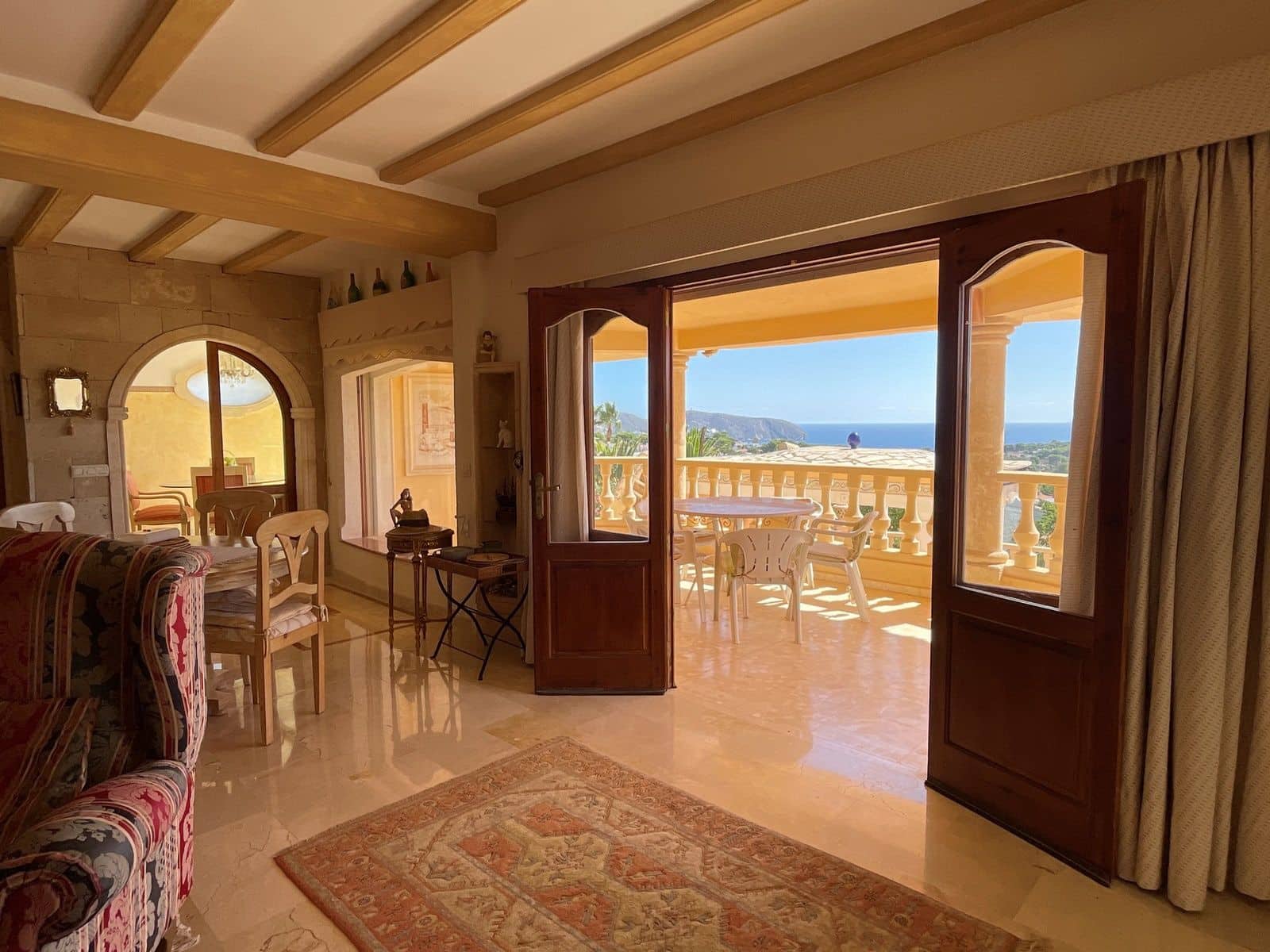 4 bedroom Villa for sale in Teulada with pool garage - € 899,000 (Ref: 9181872)