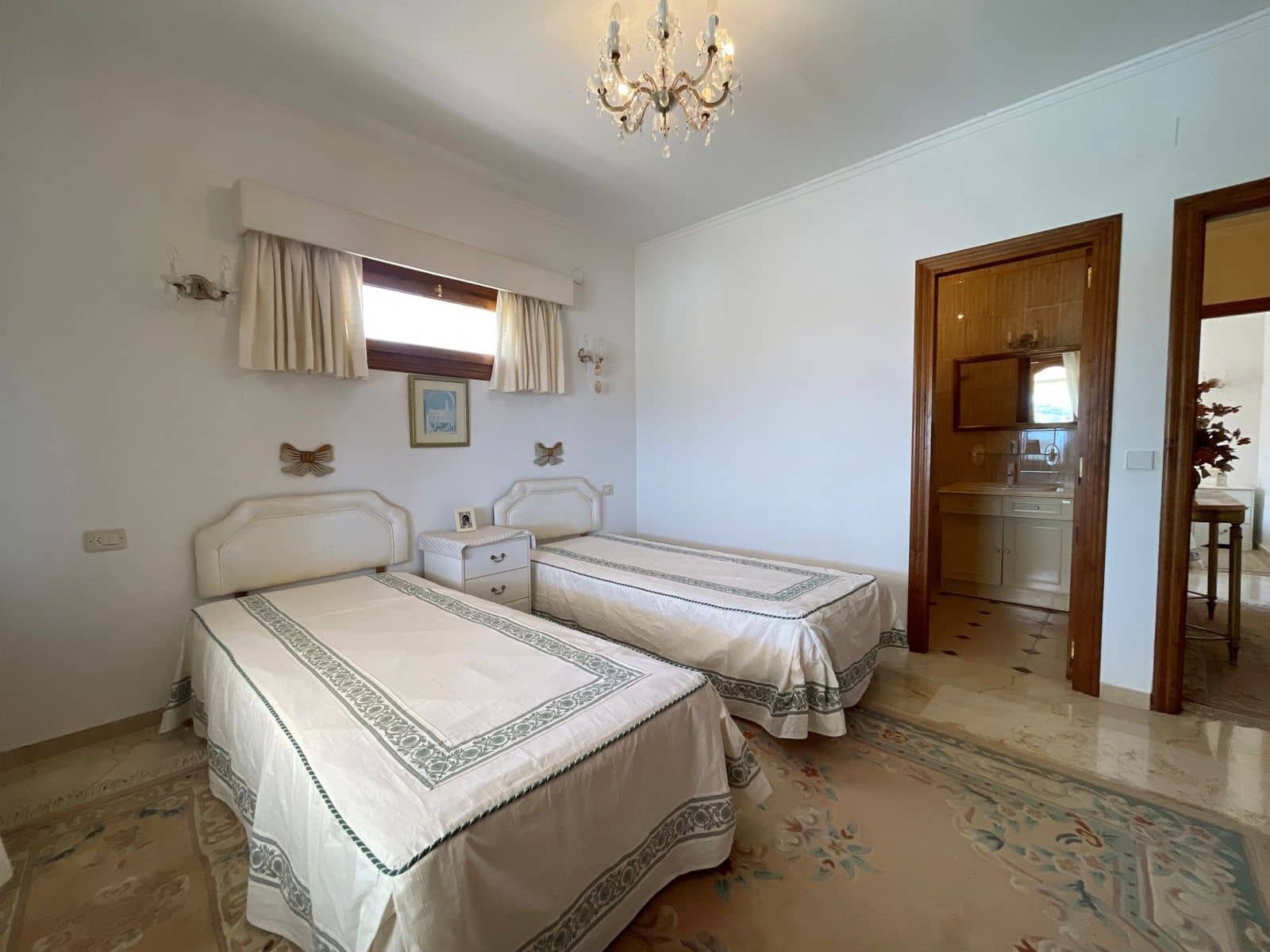 4 bedroom Villa for sale in Teulada with pool garage - € 899,000 (Ref: 9181872)