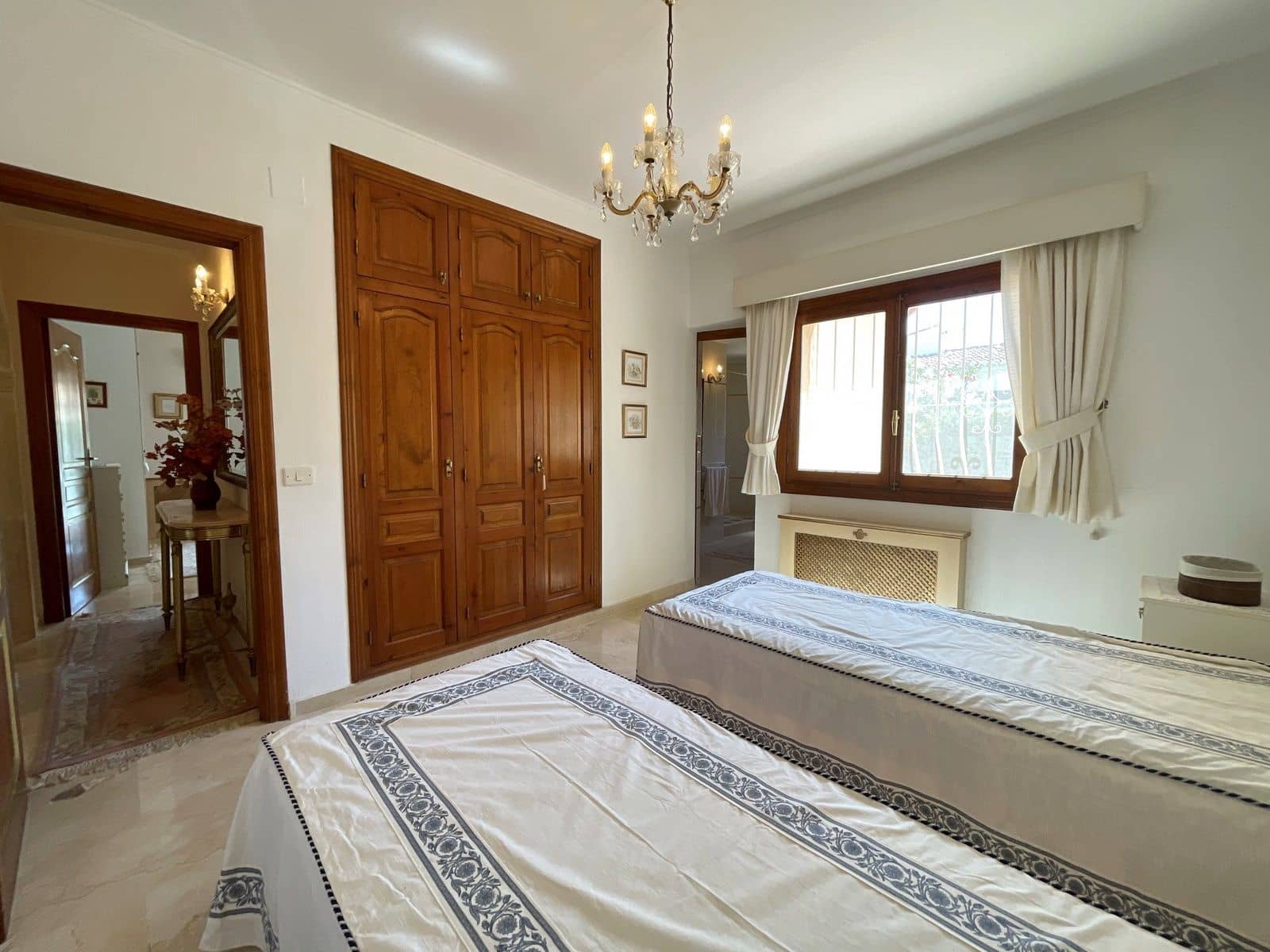 4 bedroom Villa for sale in Teulada with pool garage - € 899,000 (Ref: 9181872)