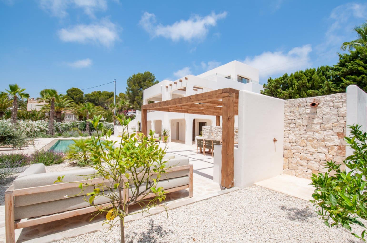 5 bedroom Villa for sale in Benissa with pool garage - € 2,795,000 (Ref: 9185922)