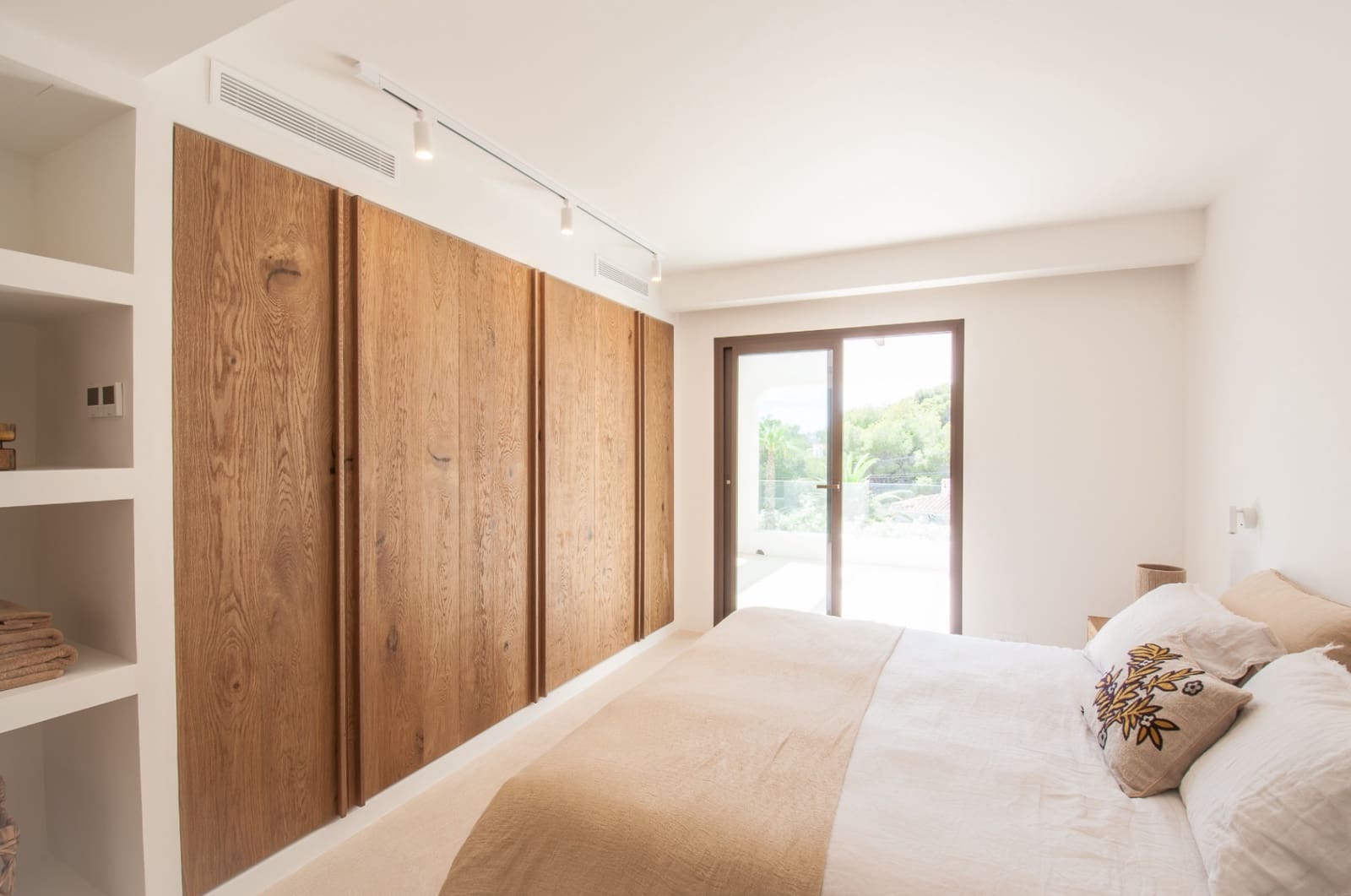 5 bedroom Villa for sale in Benissa with pool garage - € 2,795,000 (Ref: 9185922)