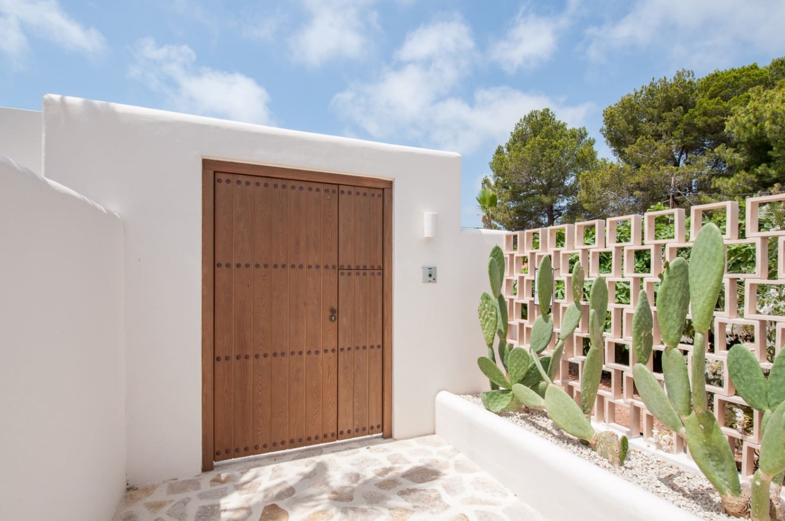 5 bedroom Villa for sale in Benissa with pool garage - € 2,795,000 (Ref: 9185922)