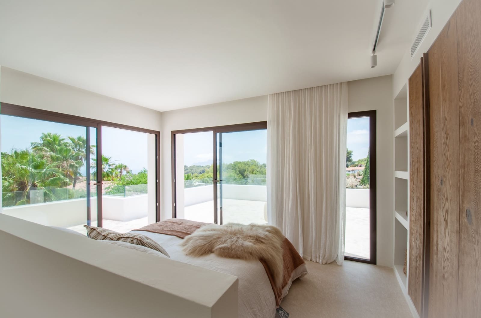 5 bedroom Villa for sale in Benissa with pool garage - € 2,795,000 (Ref: 9185922)