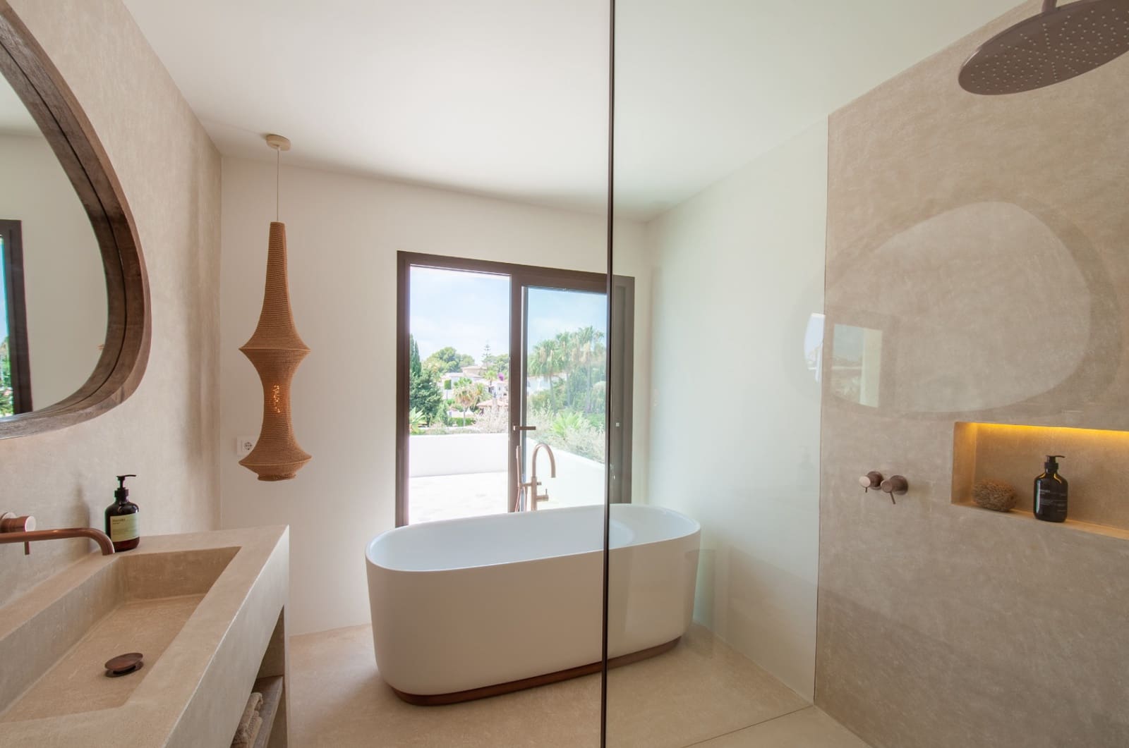 5 bedroom Villa for sale in Benissa with pool garage - € 2,795,000 (Ref: 9185922)