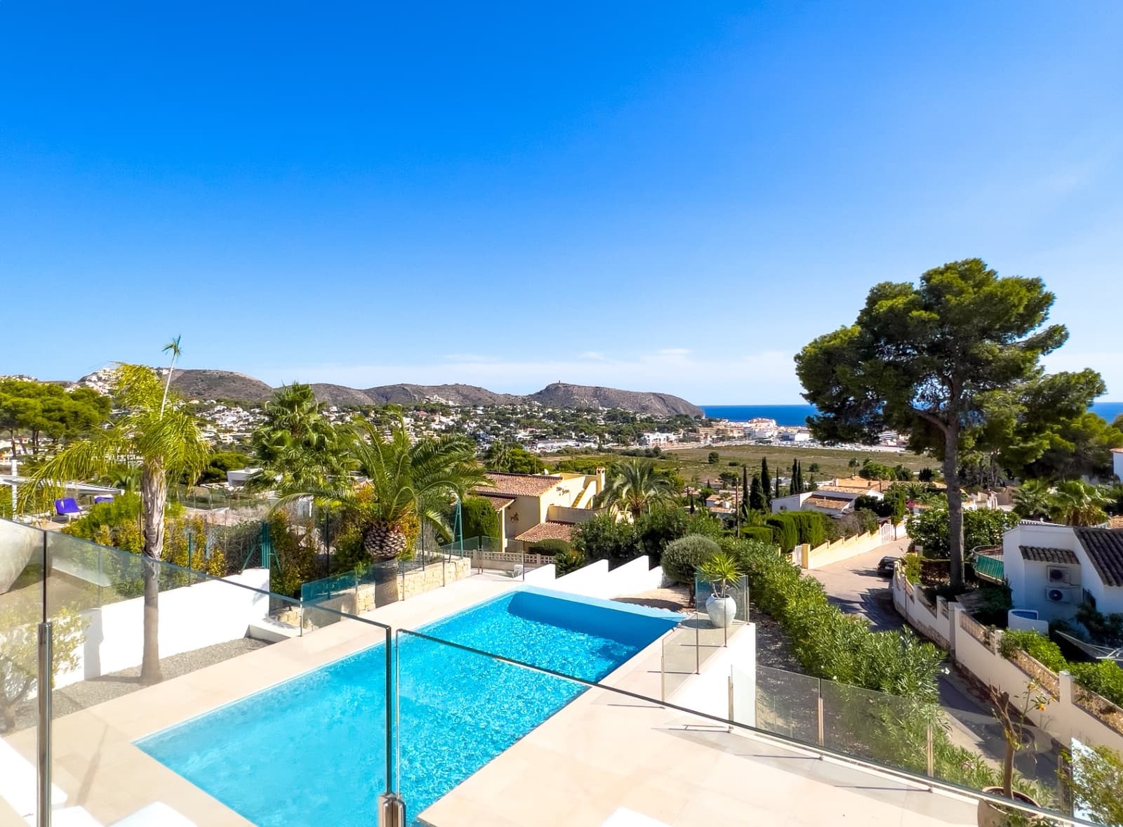 Chalet de 4 habitaciones en Moraira en venta con piscina garaje - 1.990.000 € (Ref: 9249069)