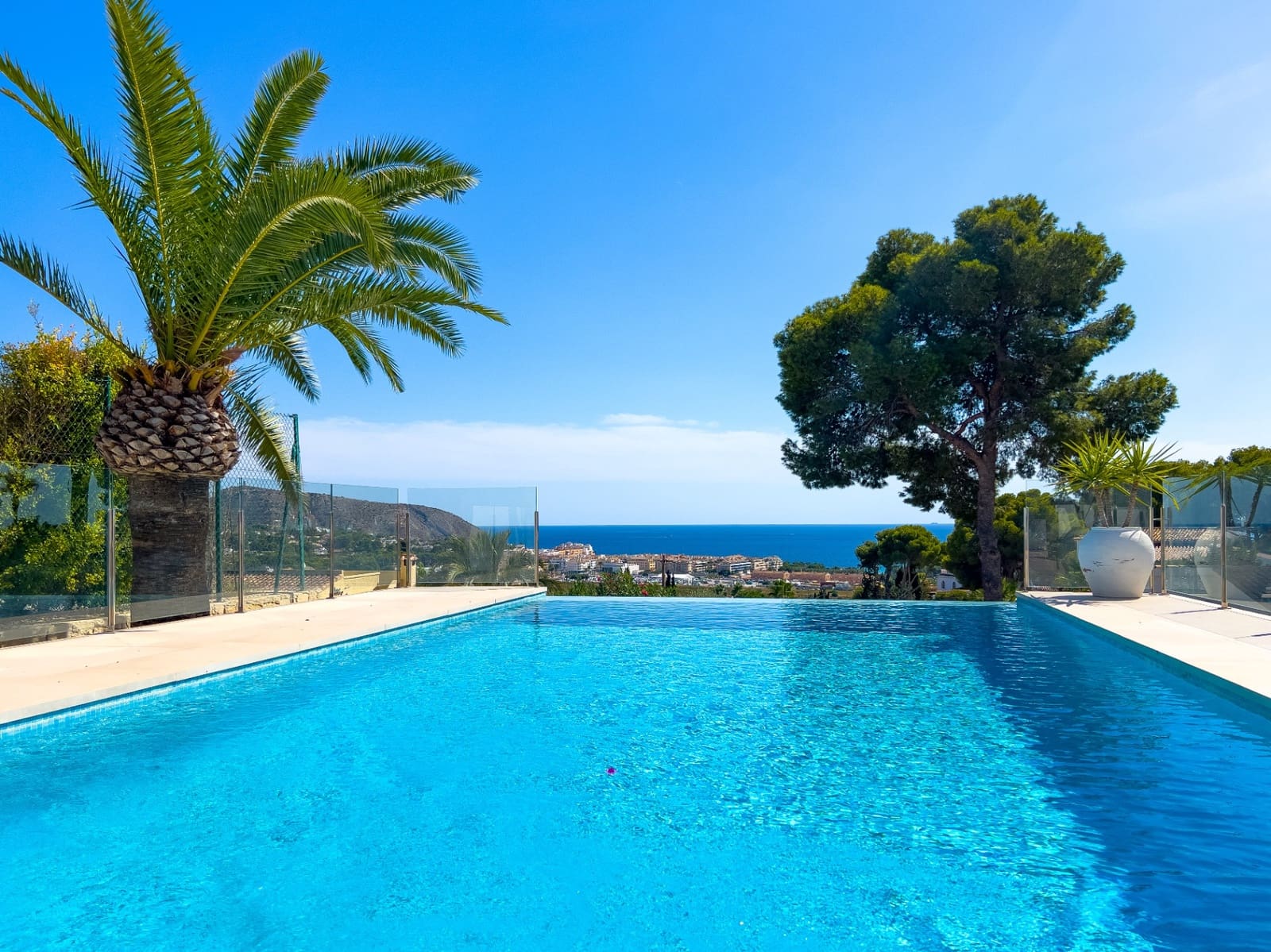 Chalet de 4 habitaciones en Moraira en venta con piscina garaje - 1.990.000 € (Ref: 9249069)