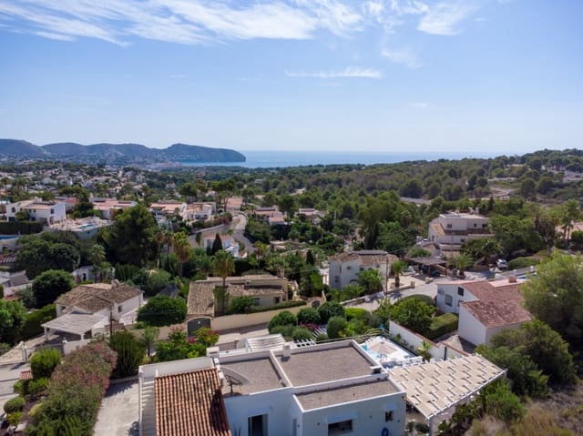 Byggegrund til salg i Moraira, Teulada-Moraira - € 650.000 (Ref: 9306728)