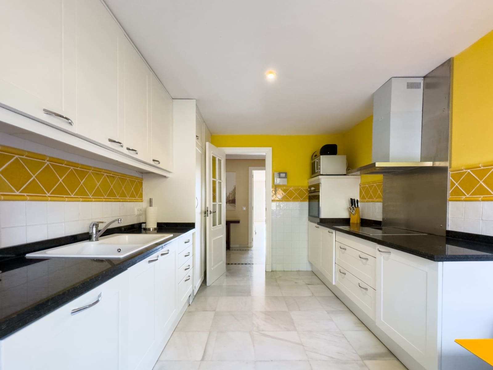 3 soveværelse Lejlighed til salg i Altea med swimmingpool garage - € 785.000 (Ref: 9311995)