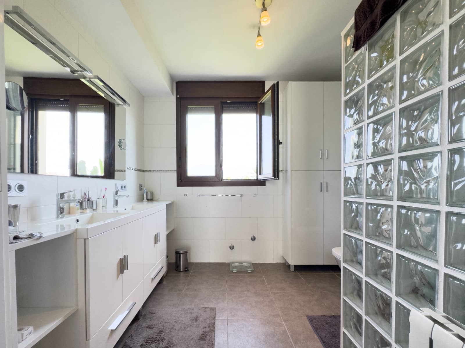 4 soveværelse Villa til salg i Albir med swimmingpool garage - € 995.000 (Ref: 9534862)