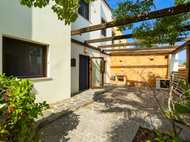 4 soveværelse Villa til salg i Albir, Alfaz del Pi / L'Alfàs del Pi med swimmingpool garage - € 995.000 (Ref: 9534862)