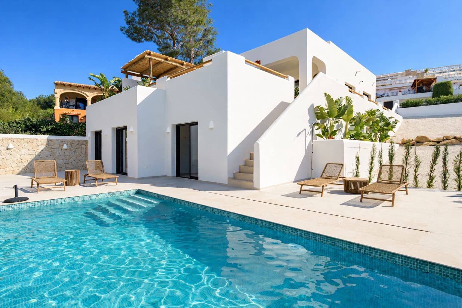 3 bedroom Villa for sale in Benissa with pool garage - € 1,095,000 (Ref: 9571740)