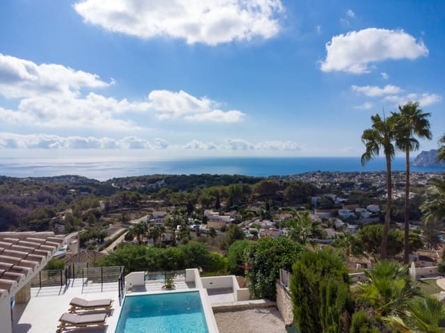 3 bedroom Villa for sale in Benissa with pool garage - € 2,600,000 (Ref: 9613140)