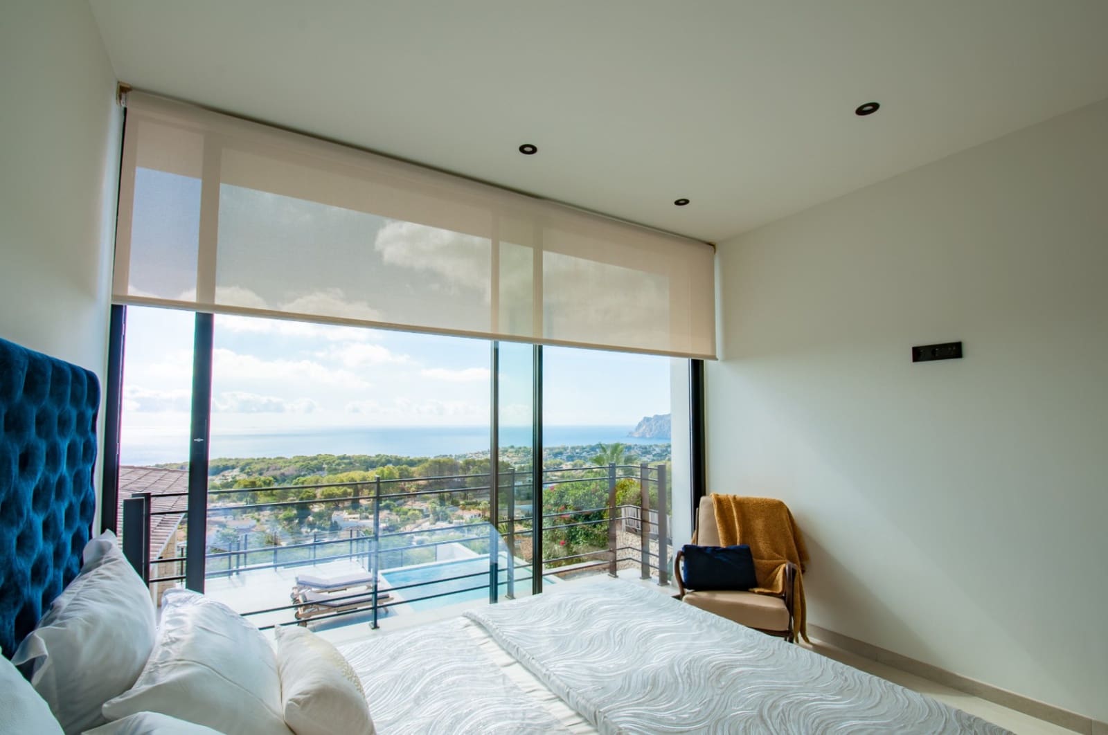 3 bedroom Villa for sale in Benissa with pool garage - € 2,600,000 (Ref: 9613140)