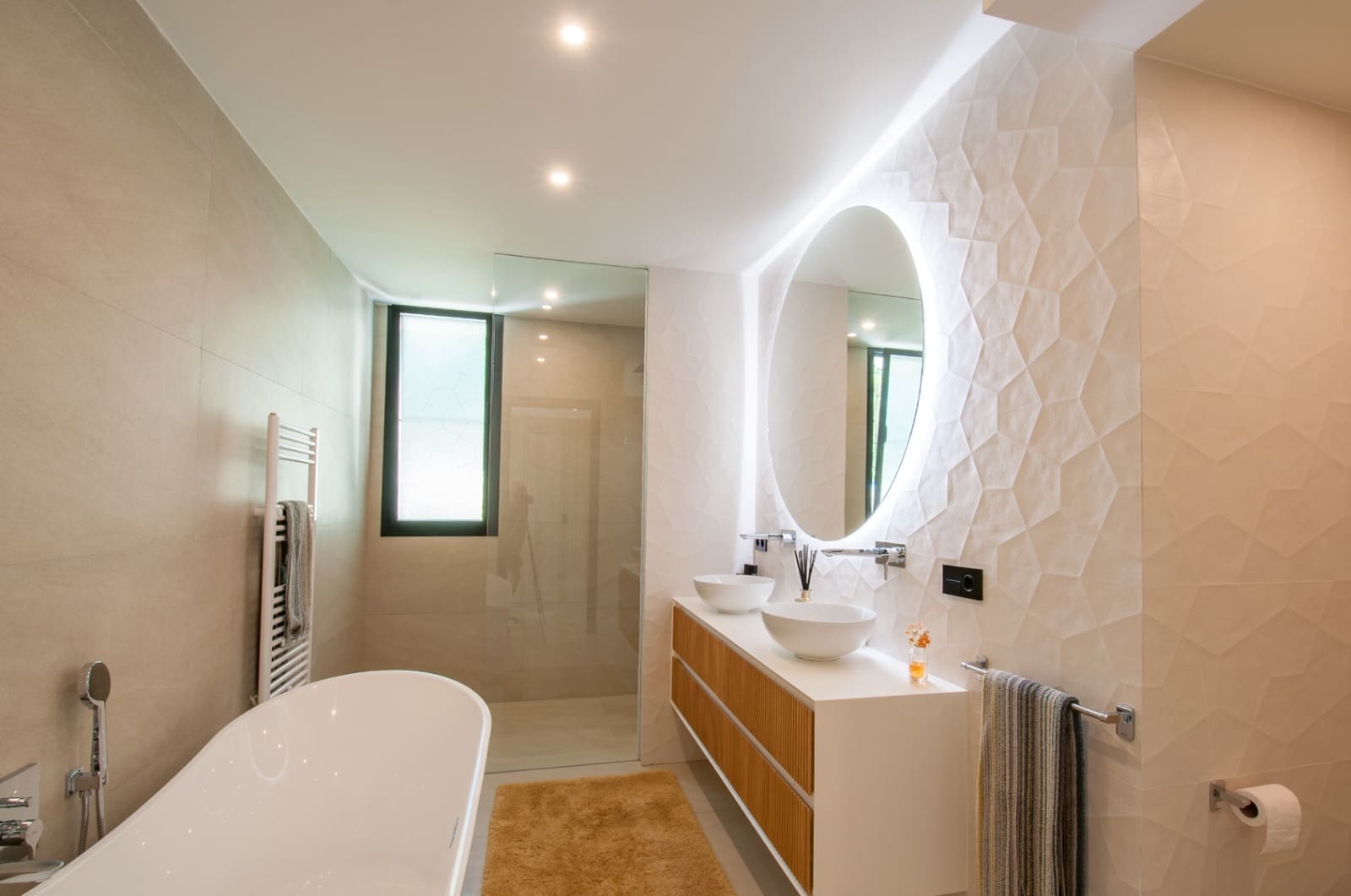 3 bedroom Villa for sale in Benissa with pool garage - € 2,600,000 (Ref: 9613140)