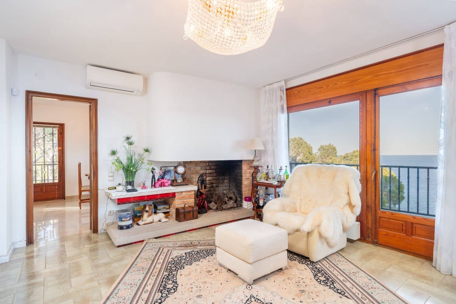 4 soverom Villa til salgs i Tamariu med svømmebasseng garasje - € 2 800 000 (Ref: 10057856)