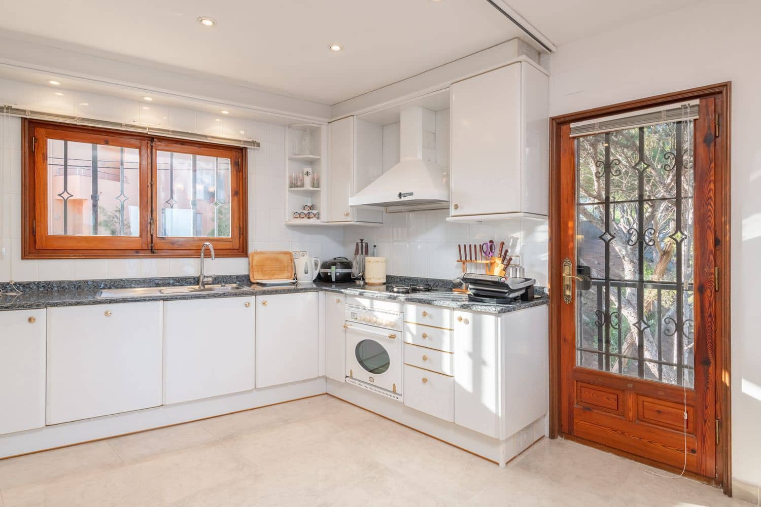 4 soverom Villa til salgs i Tamariu med svømmebasseng garasje - € 2 800 000 (Ref: 10057856)
