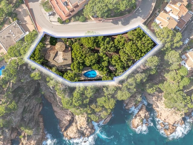 4 soverom Villa til salgs i Tamariu, Palafrugell med svømmebasseng garasje - € 2 800 000 (Ref: 10057856)