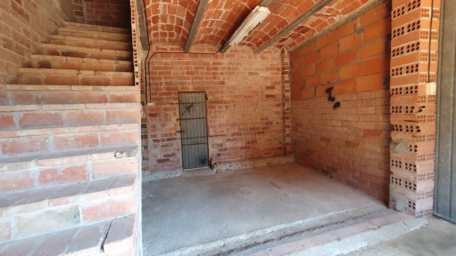 4 bedroom Finca/Country House for sale in Cruilles Monells i Sant Sadurni de I'Heura with garage - € 985,000 (Ref: 10113533)