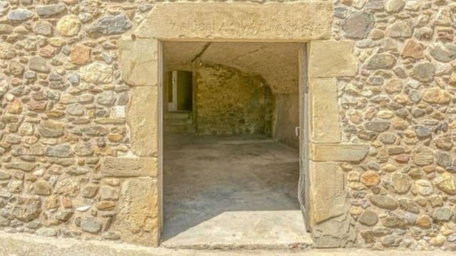 4 Zimmer Finca/Landgut zu verkaufen in Cruïlles Monells i Sant Sadurní de I'Heura mit Garage - 985.000 € (Ref: 10113533)
