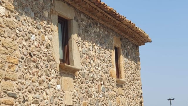 4 Zimmer Finca/Landgut zu verkaufen in Cruïlles Monells i Sant Sadurní de I'Heura mit Garage - 985.000 € (Ref: 10113533)