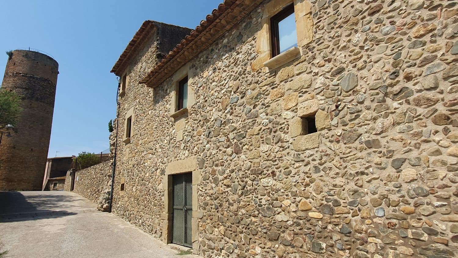 4 bedroom Finca/Country House for sale in Cruilles Monells i Sant Sadurni de I'Heura with garage - € 985,000 (Ref: 10113533)