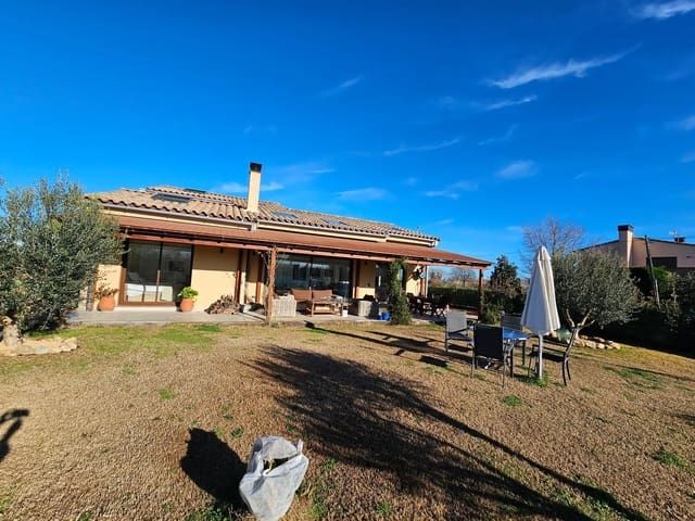 3 Zimmer Villa zu verkaufen in La Tallada d'Empordà mit Garage - 1.100.000 € (Ref: 10170501)