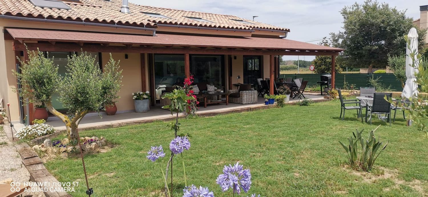 3 chambre Villa/Maison à vendre à La Tallada d'Emporda avec garage - 1 100 000 € (Ref: 10170501)