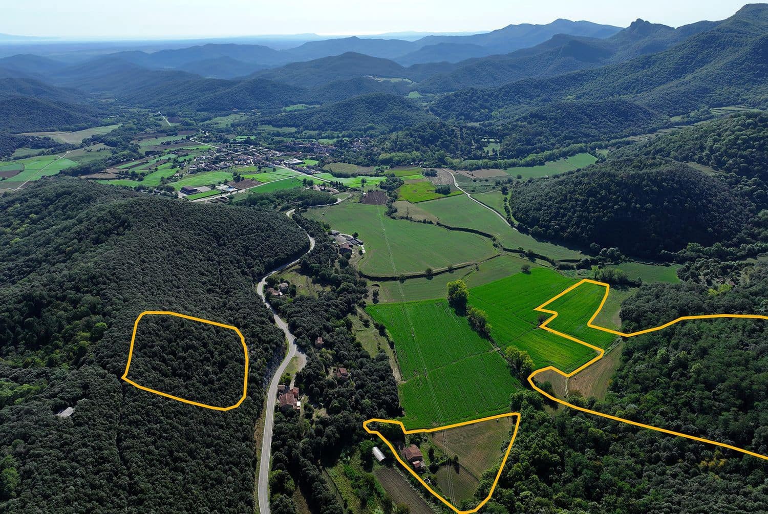 7 chambre Finca/Maison de Campagne à vendre à Santa Pau avec piscine garage - 450 000 € (Ref: 6098502)