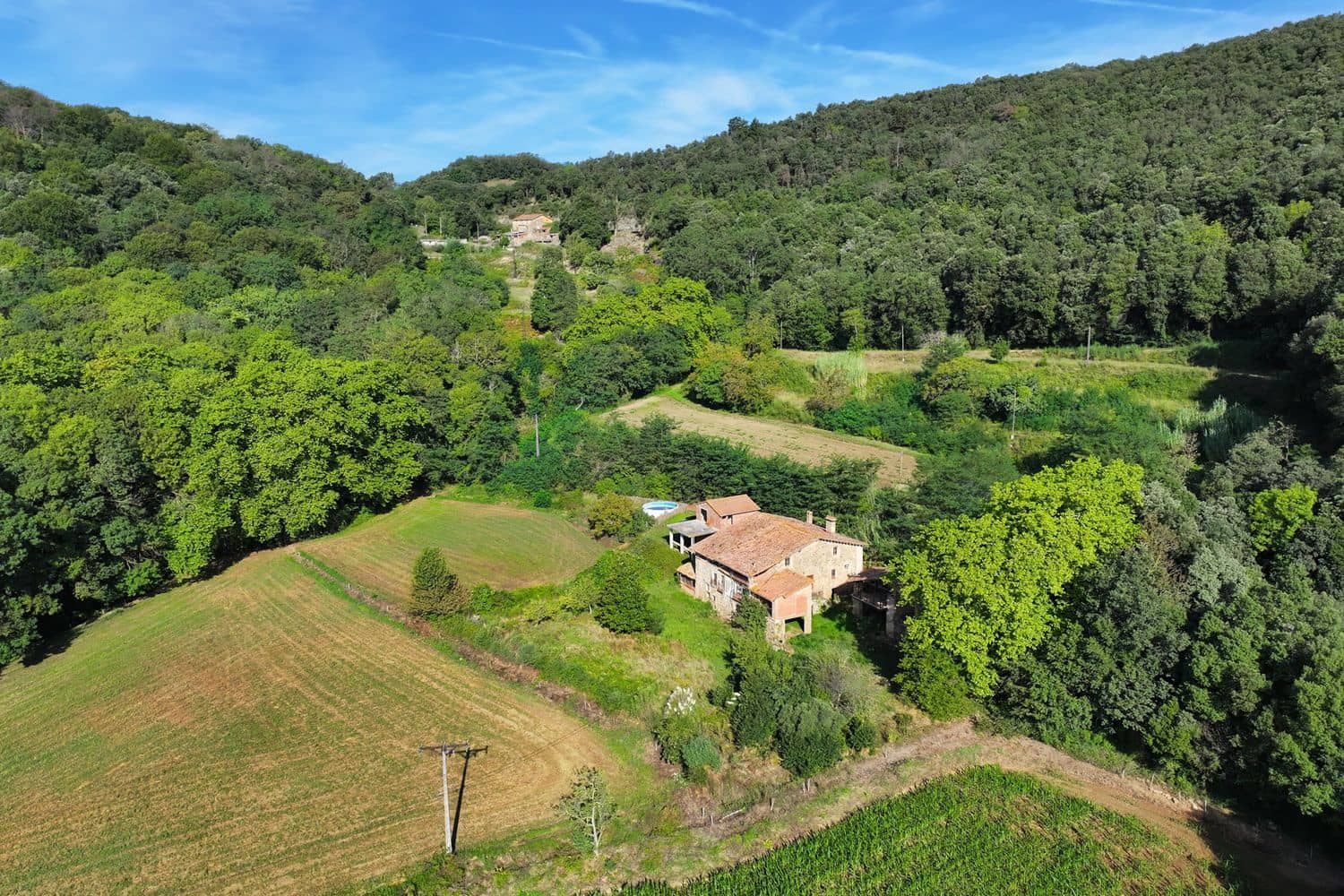 7 chambre Finca/Maison de Campagne à vendre à Santa Pau avec piscine garage - 450 000 € (Ref: 6098502)