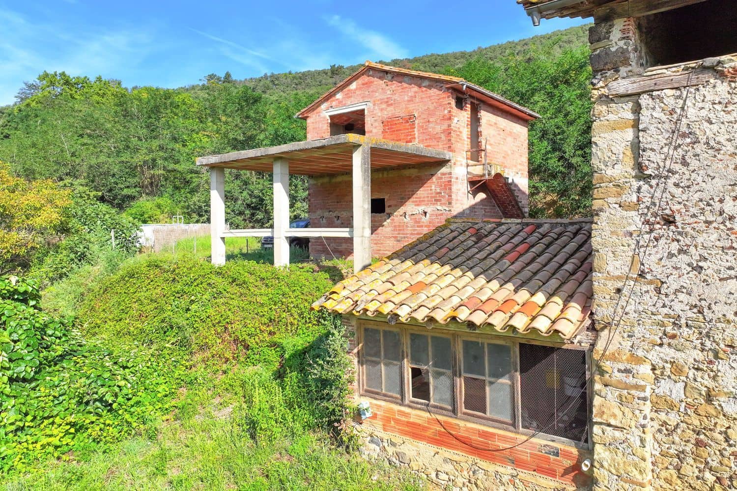 7 chambre Finca/Maison de Campagne à vendre à Santa Pau avec piscine garage - 450 000 € (Ref: 6098502)