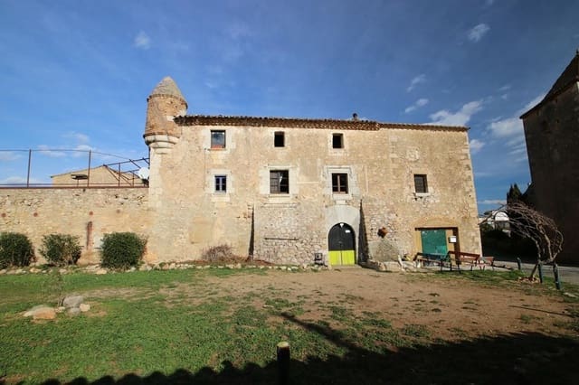 Finca/Casa Rural de 5 habitaciones en Girona ciudad en venta con garaje - 1.500.000 € (Ref: 6624388)