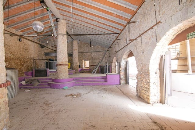 5 chambre Finca/Maison de Campagne à vendre à L'Escala avec garage - 855 000 € (Ref: 7077048)