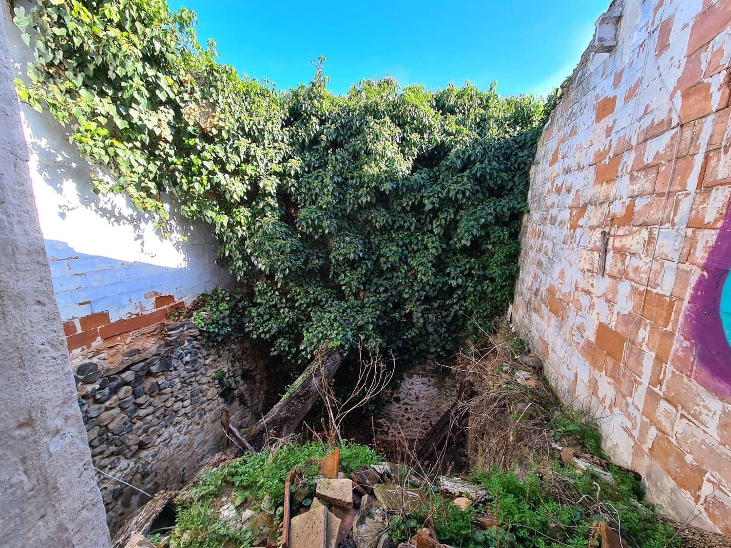 6 sypialnia Finka/Dom wiejski na sprzedaż w Foixa z garażem - 1 990 000 € (Ref: 7278007)