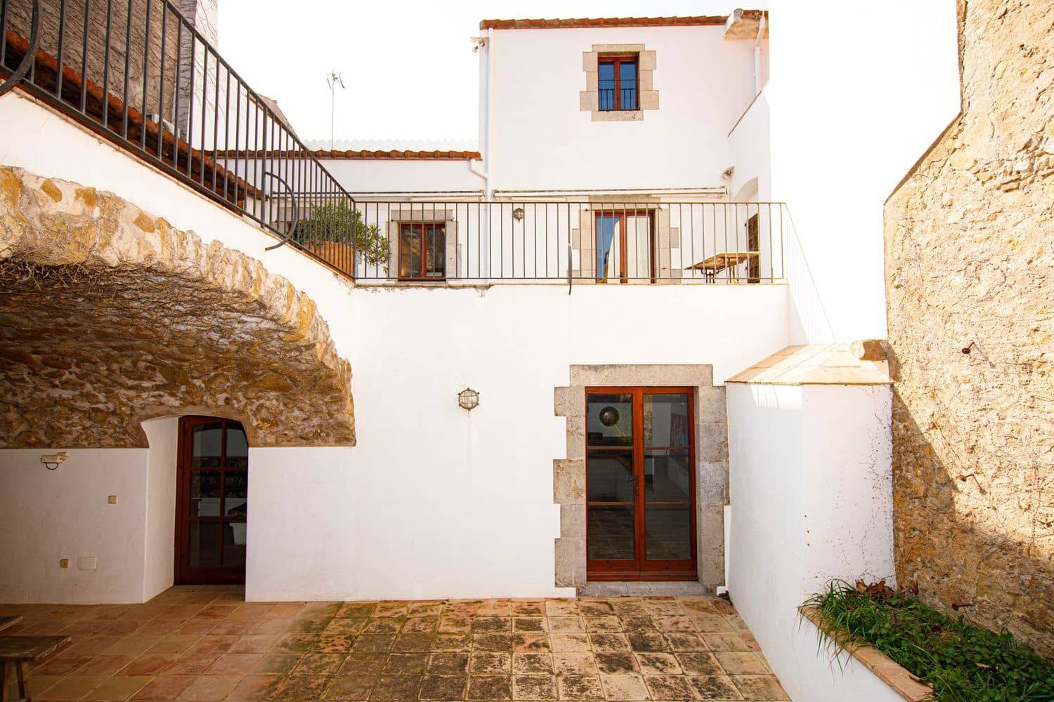 6 bedroom Finca/Country House for sale in Torroella de Montgri with garage - € 875,000 (Ref: 7450723)