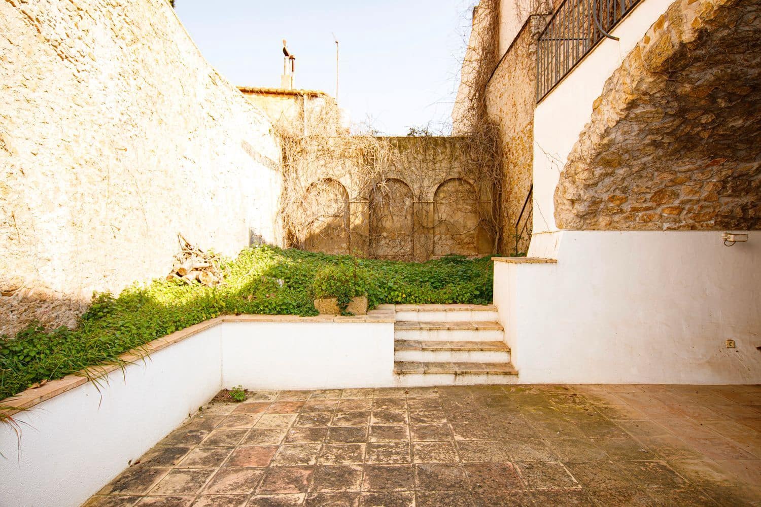 6 bedroom Finca/Country House for sale in Torroella de Montgri with garage - € 875,000 (Ref: 7450723)