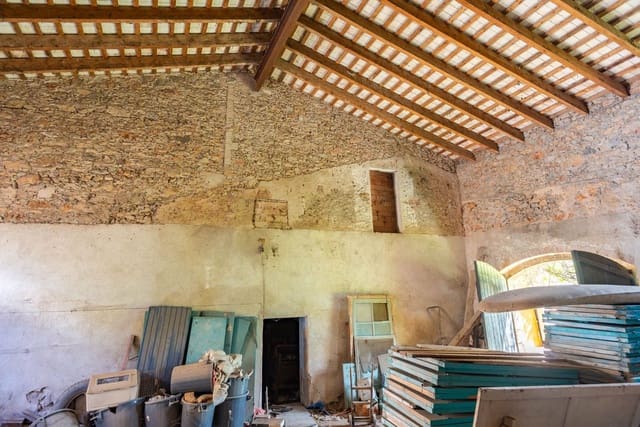 2 soverom Finca/Herregård til salgs i Bellcaire d'Empordà med garasje - € 465 000 (Ref: 7623320)