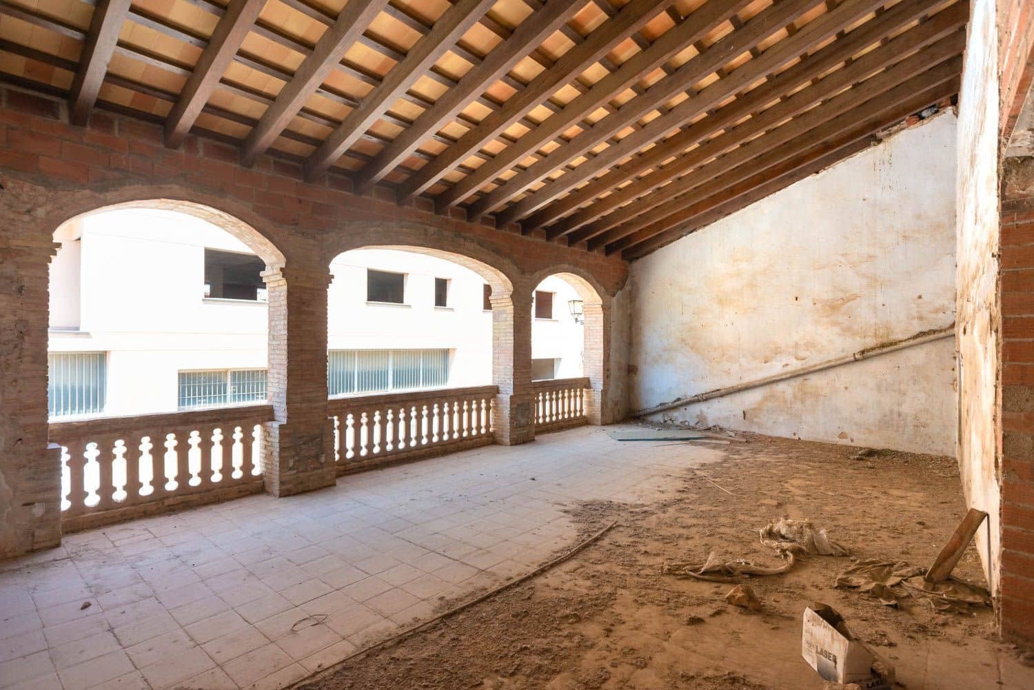 2 soveværelse Finca/Landehus til salg i Bellcaire d'Emporda med garage - € 465.000 (Ref: 7623320)