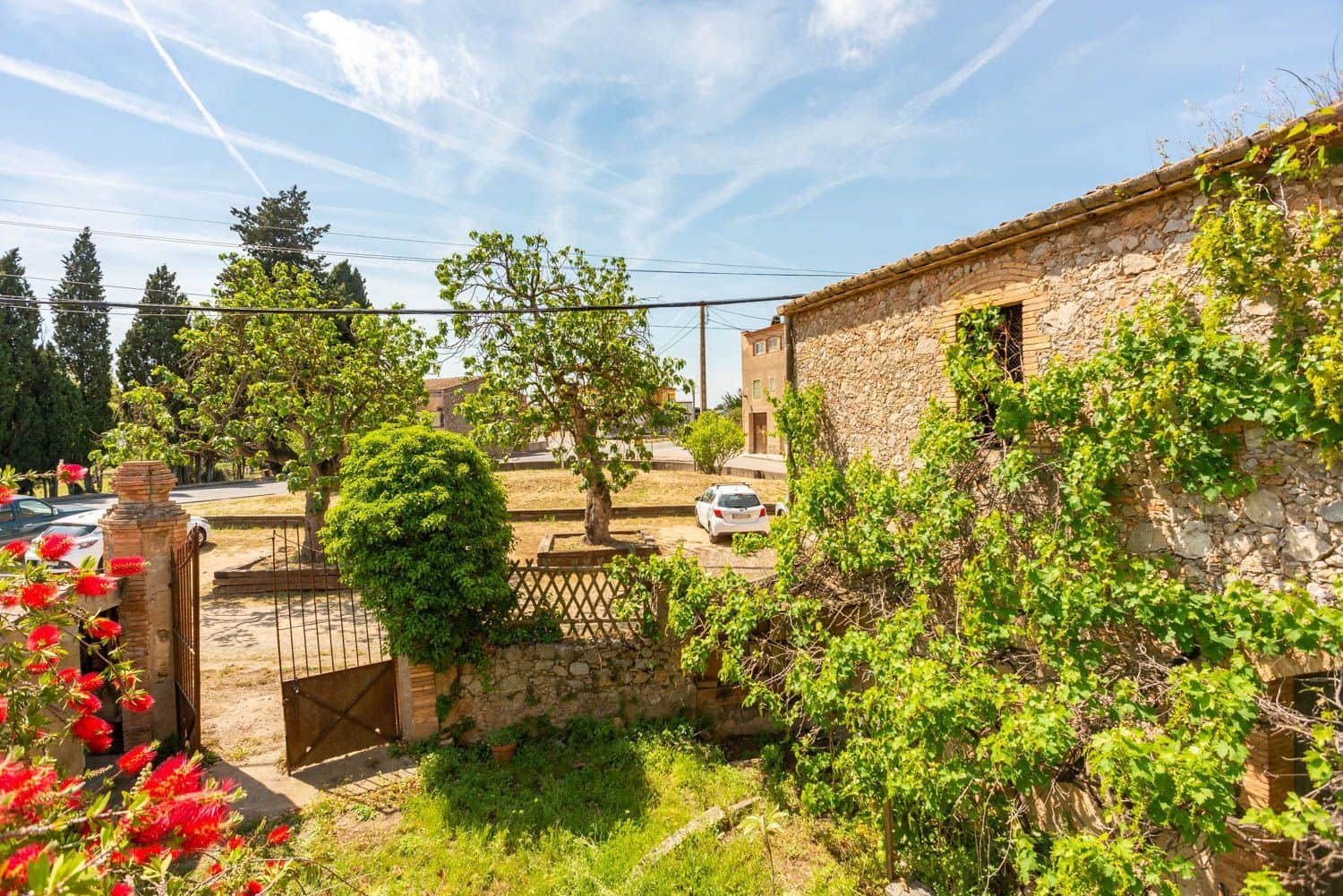 2 soveværelse Finca/Landehus til salg i Bellcaire d'Emporda med garage - € 465.000 (Ref: 7623320)