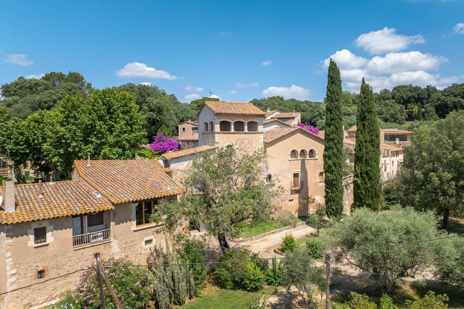 6 sypialnia Finka/Dom wiejski na sprzedaż w Cervia de Ter z basenem garażem - 2 400 000 € (Ref: 9981279)