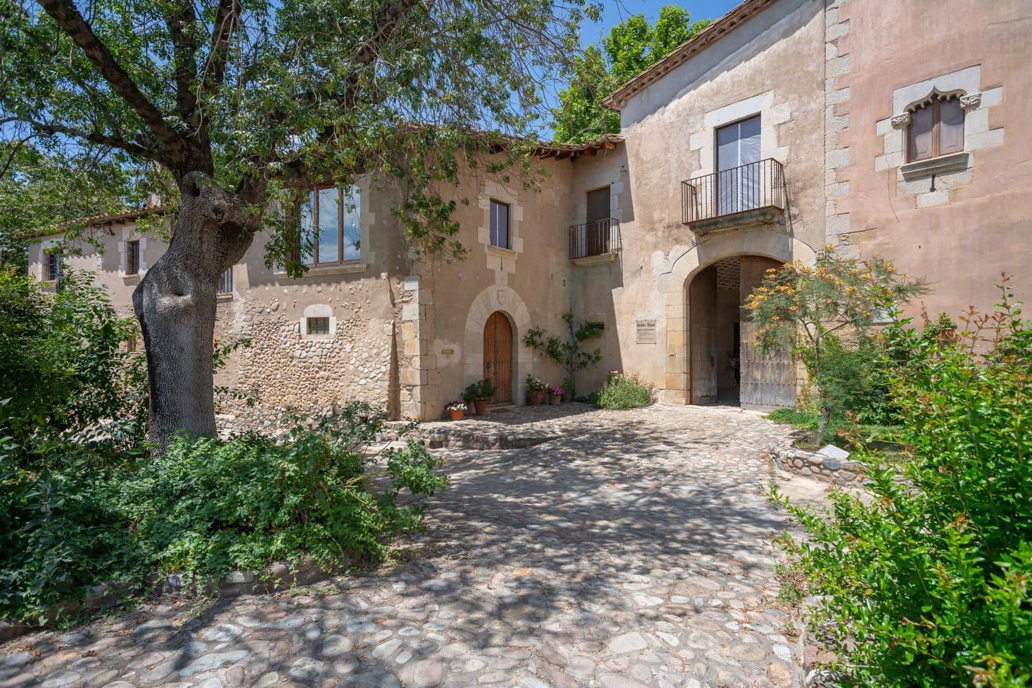 6 sypialnia Finka/Dom wiejski na sprzedaż w Cervia de Ter z basenem garażem - 2 400 000 € (Ref: 9981279)