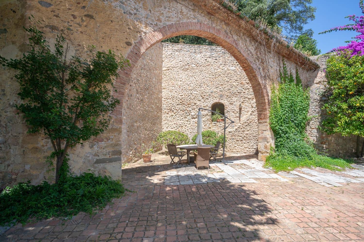 6 sypialnia Finka/Dom wiejski na sprzedaż w Cervia de Ter z basenem garażem - 2 400 000 € (Ref: 9981279)