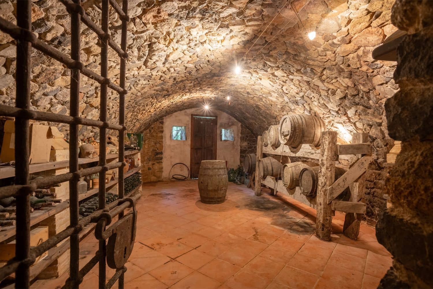 Finca/Casa Rural de 8 habitaciones en Sant Martí de Llémena en venta con garaje - 2.450.000 € (Ref: 9981280)