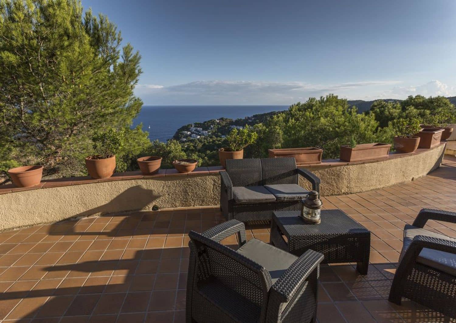 5 bedroom Villa for rent in Tamariu with pool garage - € 19,500 (Ref: 9981281)