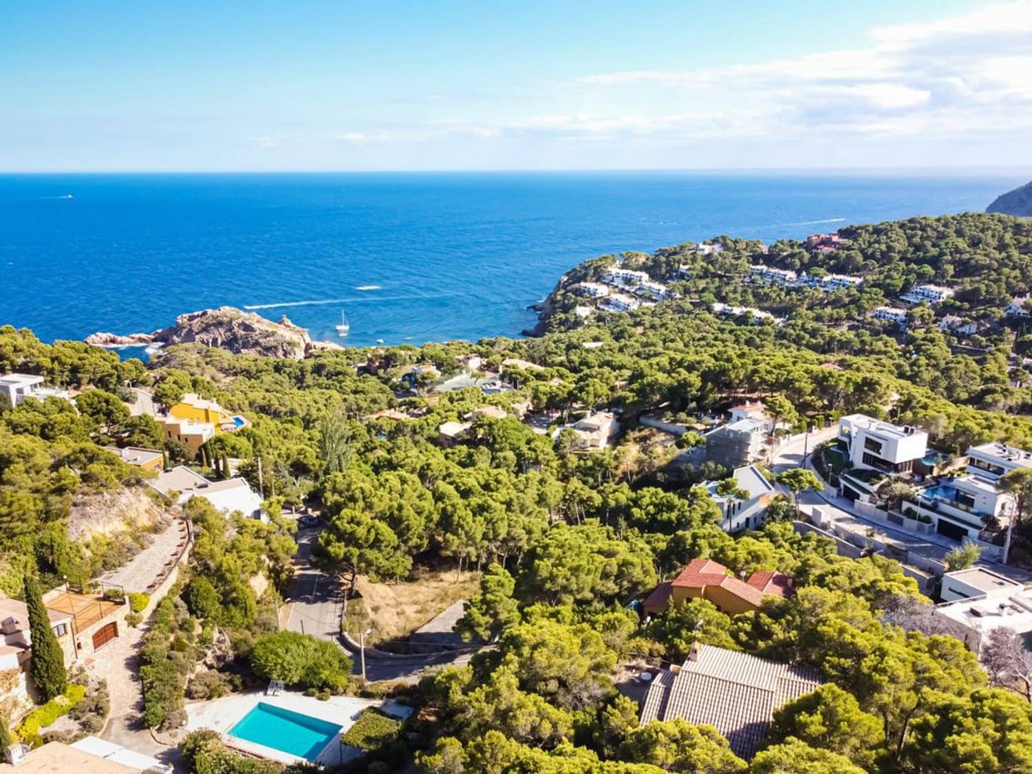 5 bedroom Villa for rent in Tamariu with pool garage - € 19,500 (Ref: 9981281)