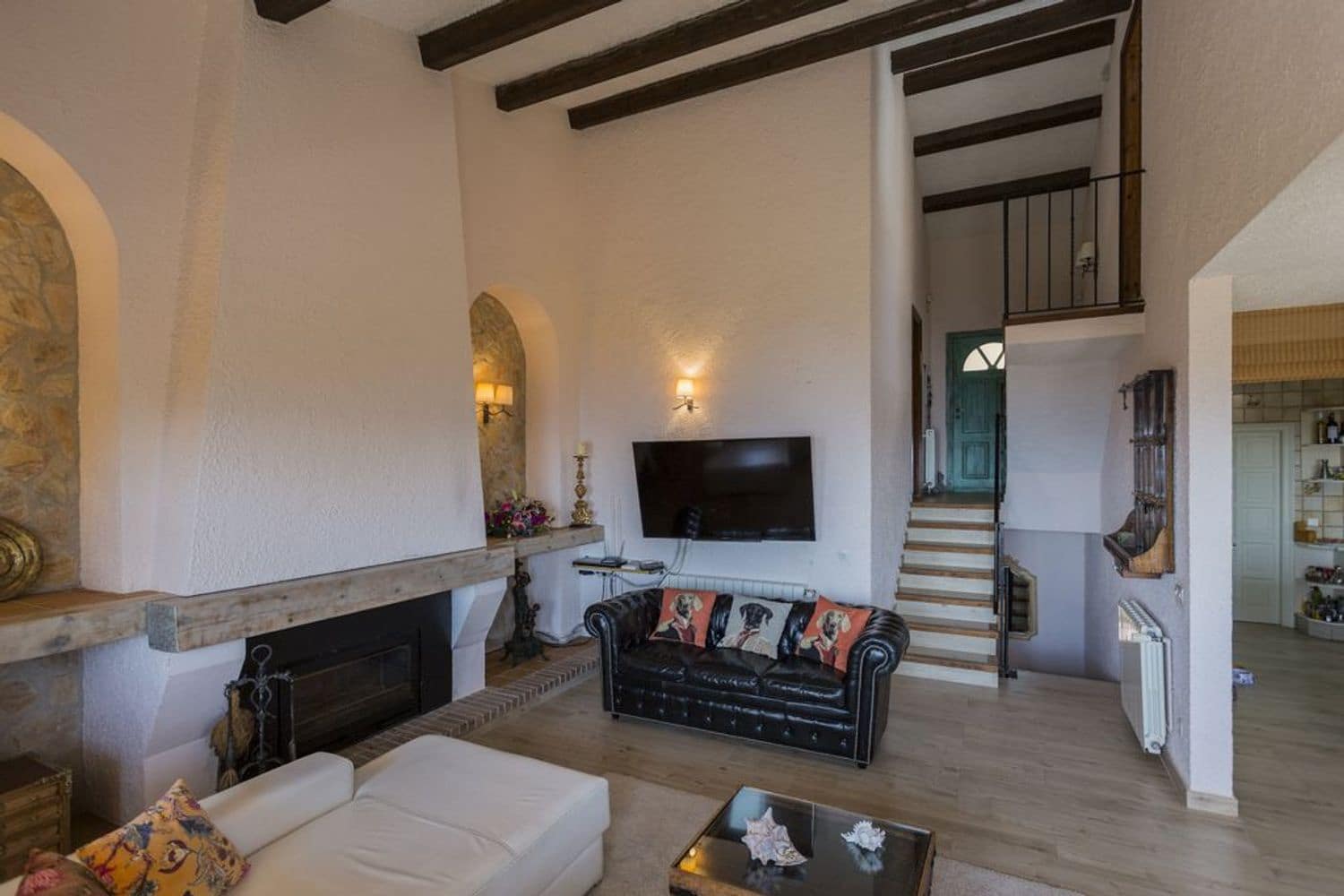 5 bedroom Villa for rent in Tamariu with pool garage - € 19,500 (Ref: 9981281)