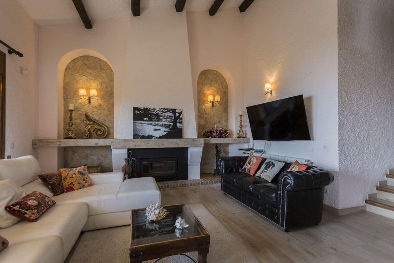5 bedroom Villa for rent in Tamariu with pool garage - € 19,500 (Ref: 9981281)