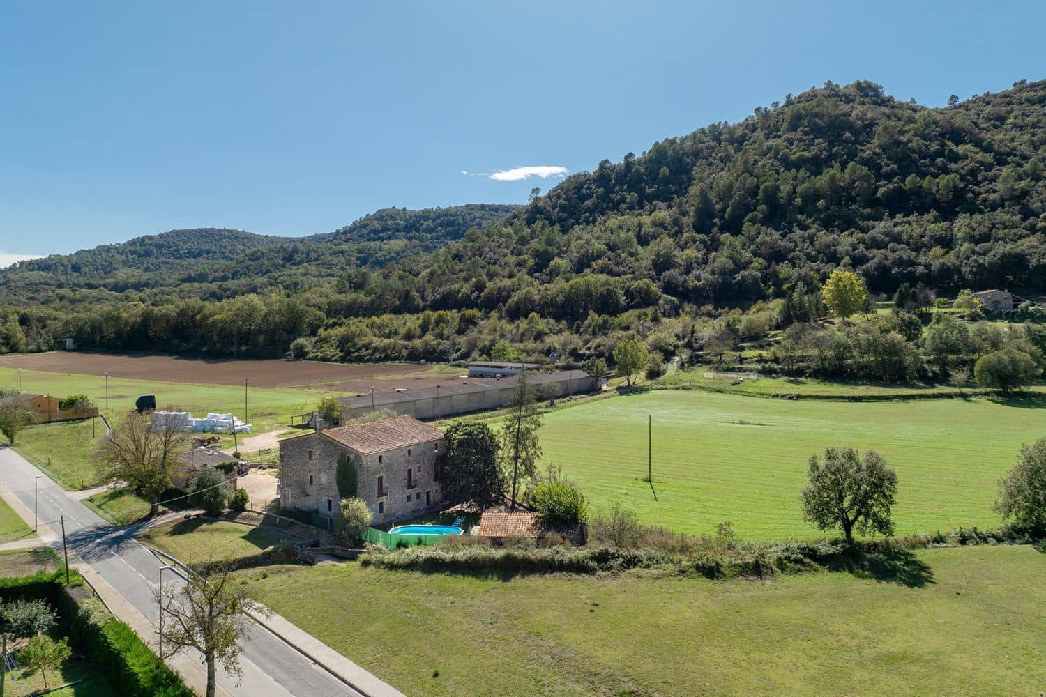 7 chambre Finca/Maison de Campagne à vendre à Sant Aniol de Finestres avec garage - 550 000 € (Ref: 9981282)