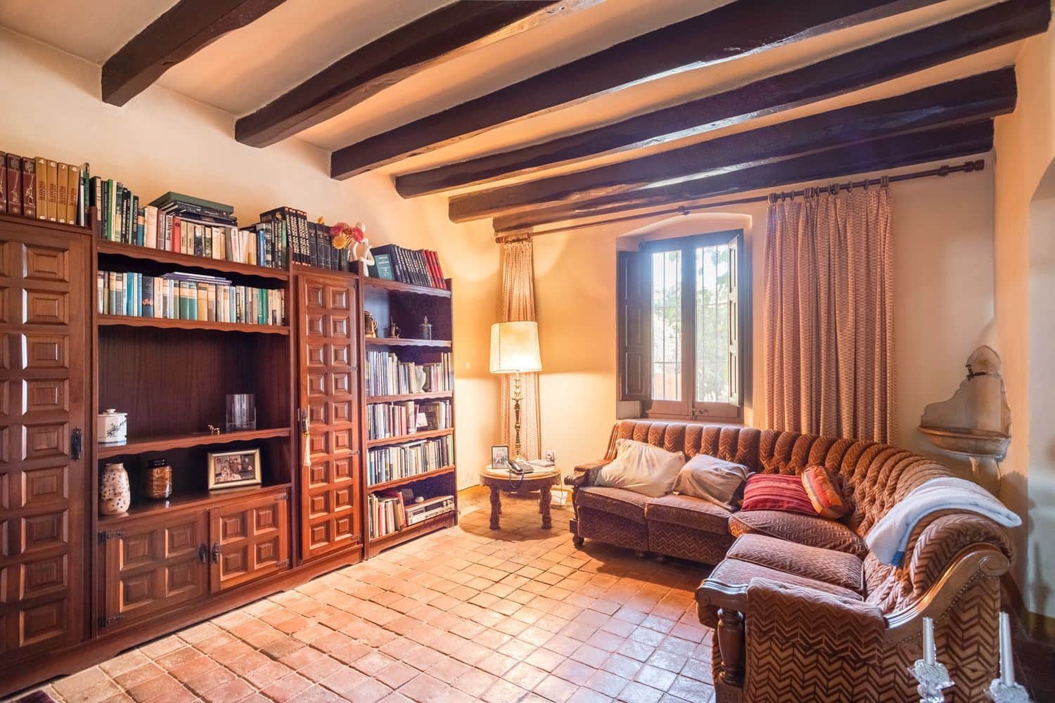 7 chambre Finca/Maison de Campagne à vendre à Sant Aniol de Finestres avec garage - 550 000 € (Ref: 9981282)