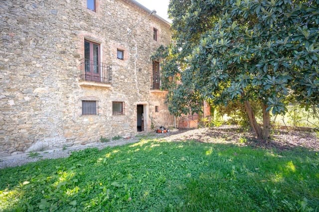 Finca/Casa Rural de 7 habitaciones en Sant Aniol de Finestres en venta con garaje - 550.000 € (Ref: 9981282)